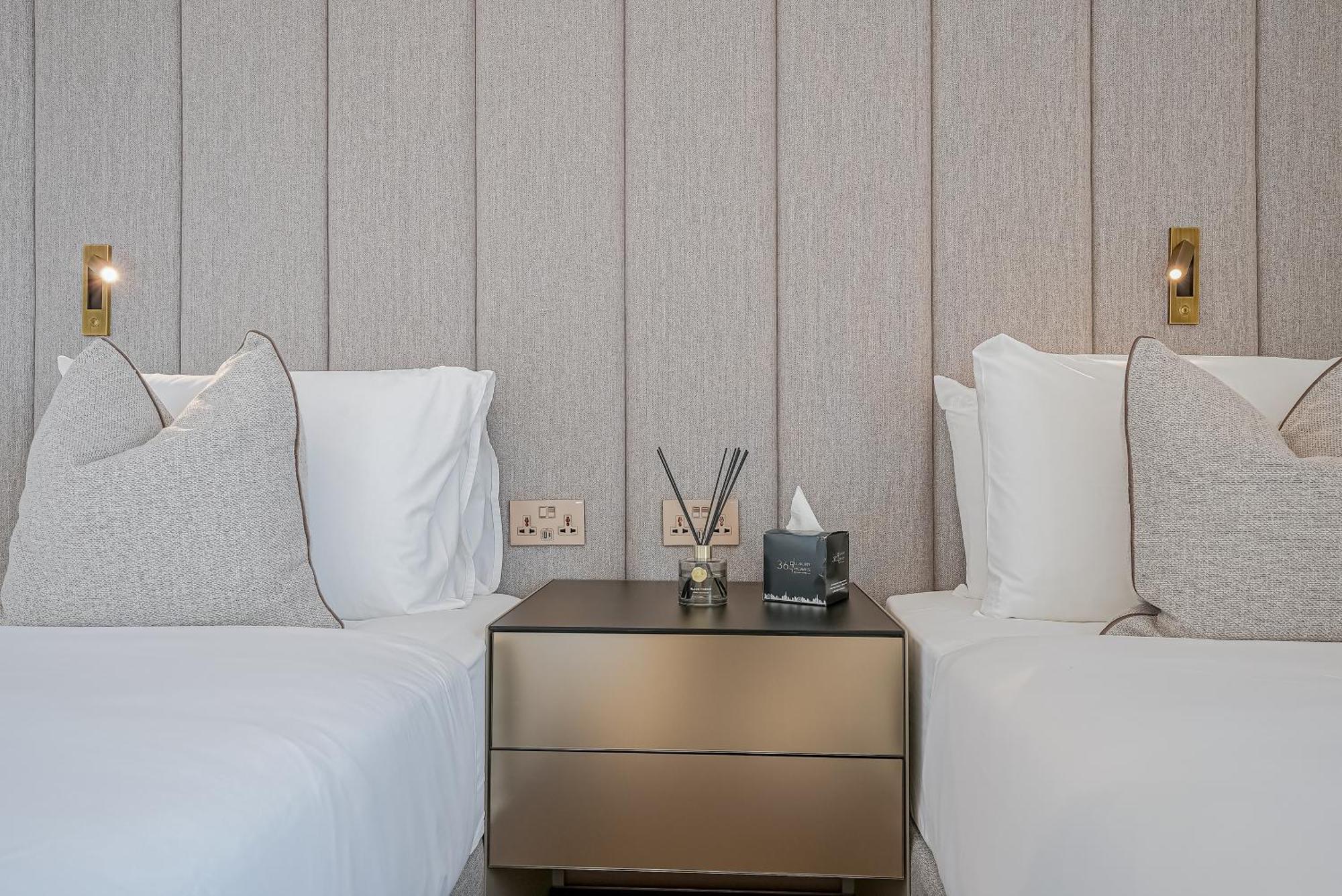 Modern 2Br High Floor Haven In Vida Dubai Marina Apartment Exterior foto